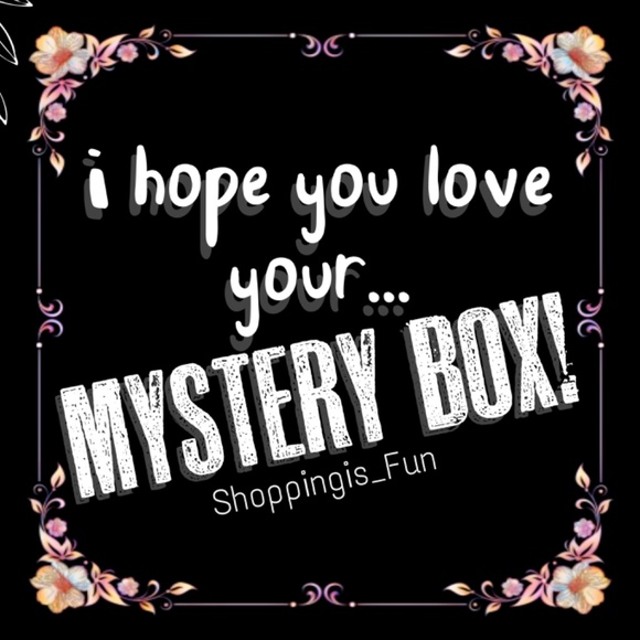 👾 Small & Medium GOTH MYSTERY BOX - Clothing / Accessories Etc! - Picture 4 of 7